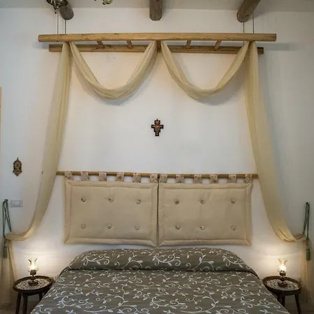 Grotta Di Figazzano *